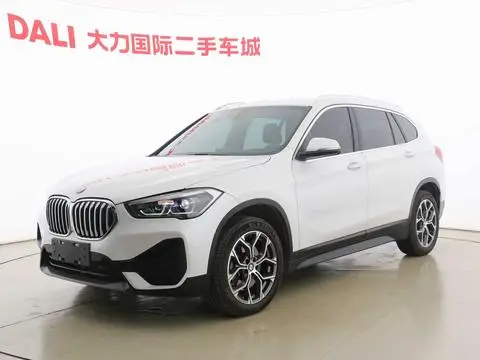 BMW X1 2021 — фото 1