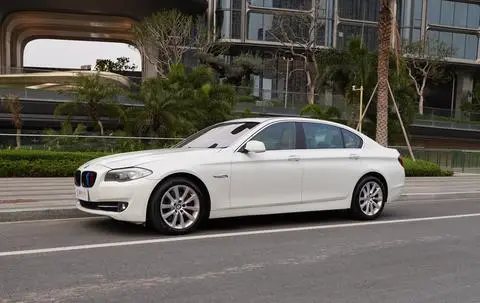BMW 5 Series 2011