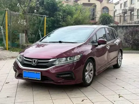 Honda Jade 2017