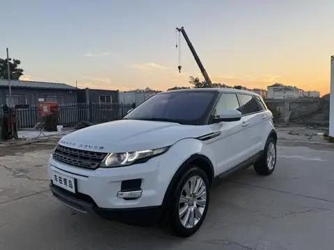 Land Rover Range Rover Evoque 2015 — фото 1