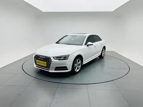 Audi A4L 2018