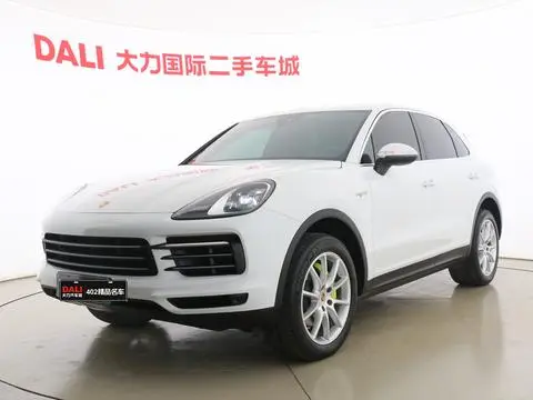 Porsche Cayenne E-Hybrid 2021