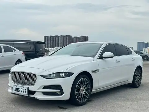 Jaguar XEL 2020