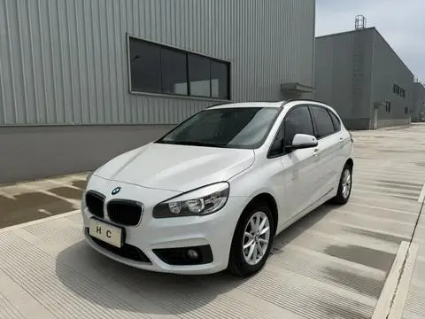 BMW 2 Series 旅行车 2016
