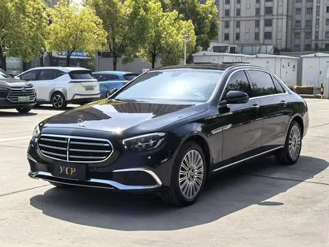 Mercedes-Benz E-Class 2022 — фото 1