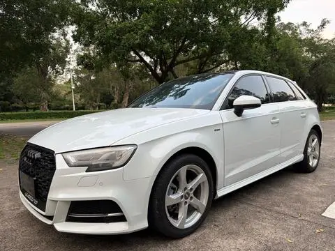 Audi A3 2019 — фото 1