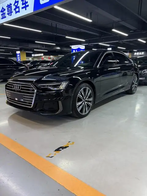 Audi A6L 2022