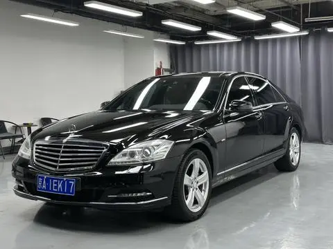Mercedes-Benz S-Class 2012