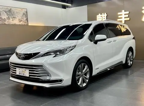 Toyota 赛那 2021