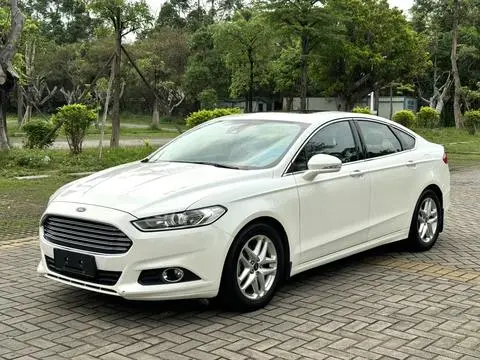 Ford 蒙迪欧 2013