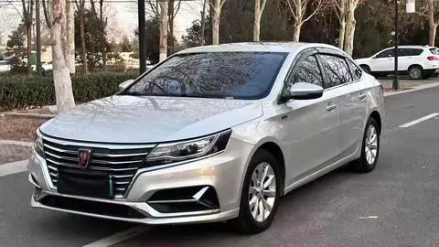 Roewe ei6 2017 — фото 1