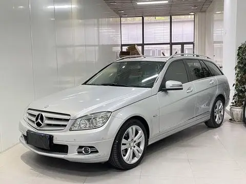 Mercedes-Benz C-Class 2010 — фото 1