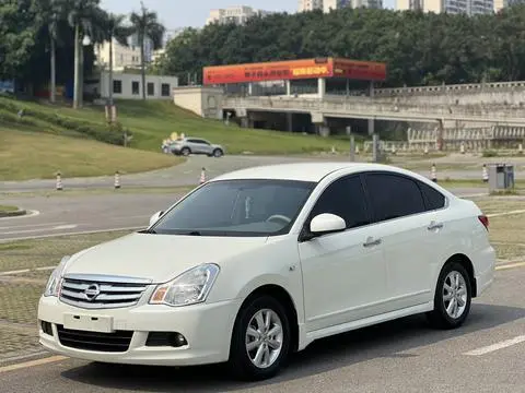 Nissan 轩逸 2012
