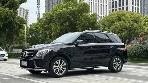 Mercedes-Benz GLE 2015