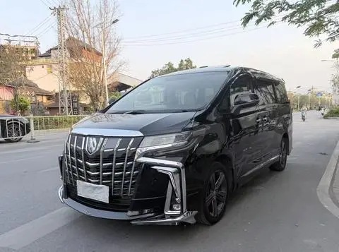 Toyota 埃尔法 2011