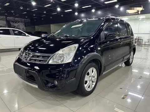 Nissan 骊威 2010