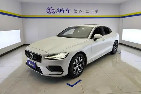 Volvo S60 2025