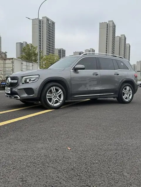 Mercedes-Benz GLB 2021