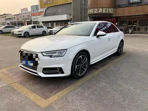 Audi A4L 2019