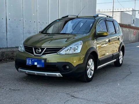 Nissan 骊威 2013
