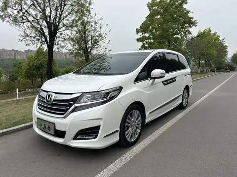 Honda 艾力绅 2016