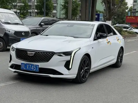 Cadillac CT4 2022