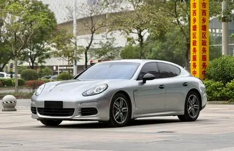 Porsche Panamera 2014