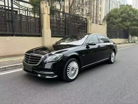 Mercedes-Benz S-Class 2020