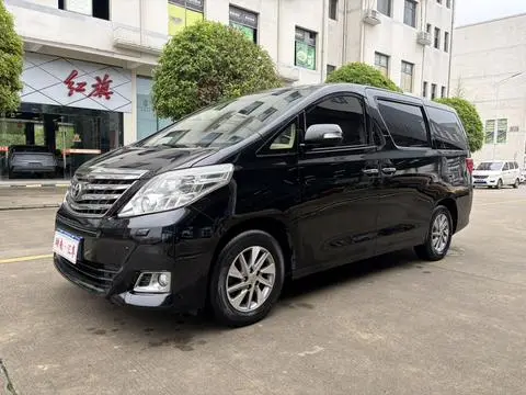 Toyota 埃尔法 2012