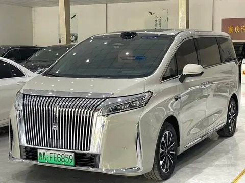 Wey 高山 PHEV 2025