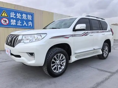 Toyota Prado 2018 — фото 1