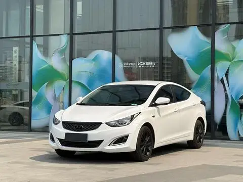 Hyundai Elantra Langdong 2016 — фото 1
