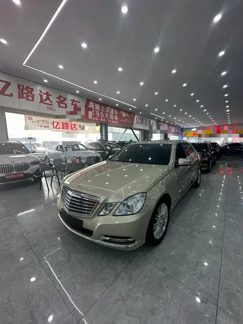 Mercedes-Benz E-Class 2012