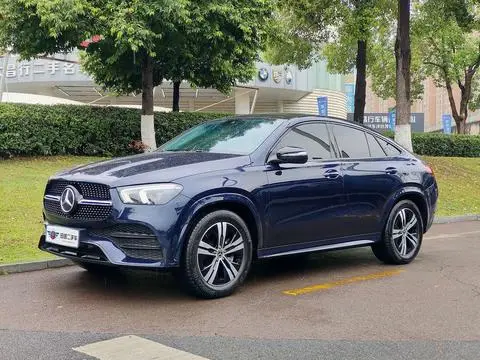 Mercedes-Benz GLE轿跑 PHEV 2021 — фото 1