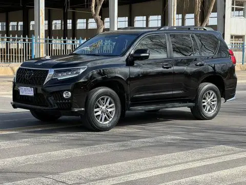 Toyota Prado 2016 — фото 1