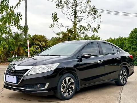 Honda Crider 2016