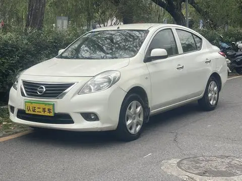 Nissan 阳光 2011