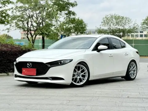 Mazda 3 昂克赛拉 2020 — фото 1