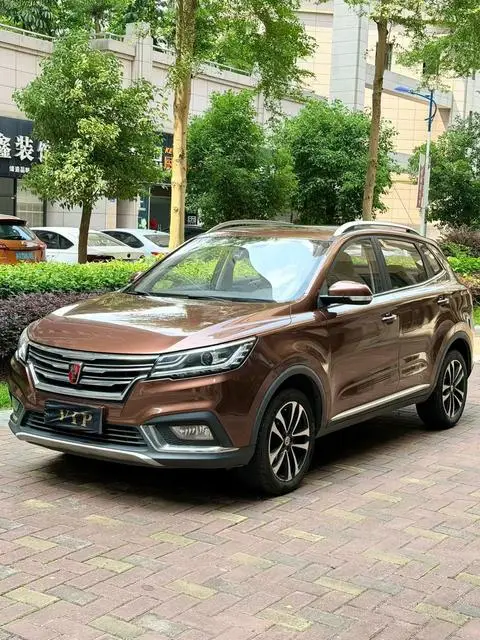 Roewe RX3 2018 — фото 1