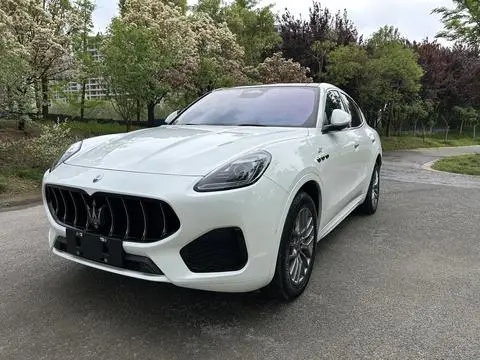 Maserati Grecale 2023