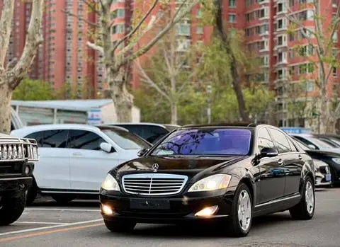 Mercedes-Benz S-Class 2006
