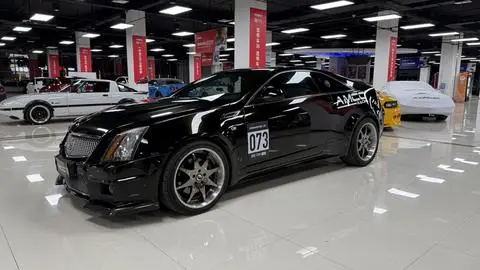 Cadillac CTS 2011