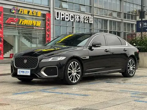 Jaguar XFL 2024 — фото 1
