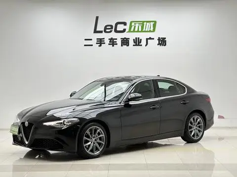 Alfa Romeo Giulia朱丽叶 2017