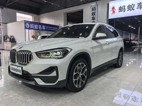 BMW X1 2021 — фото 1