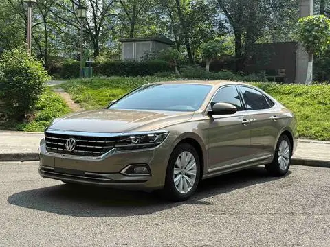 Volkswagen Passat 2019 — фото 1