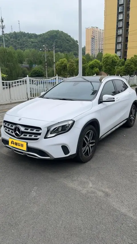 Mercedes-Benz GLA 2017