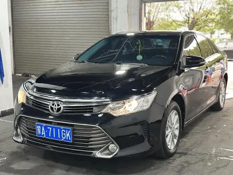 Toyota Camry 2015