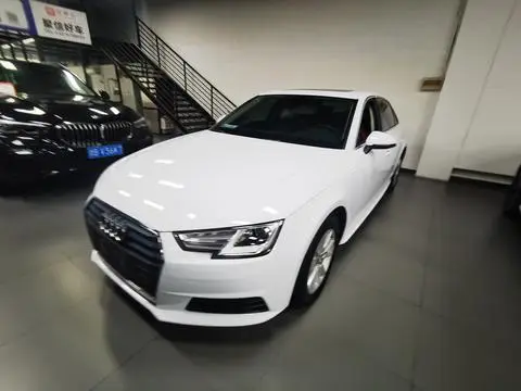 Audi A4L 2017