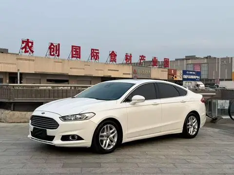 Ford 蒙迪欧 2013